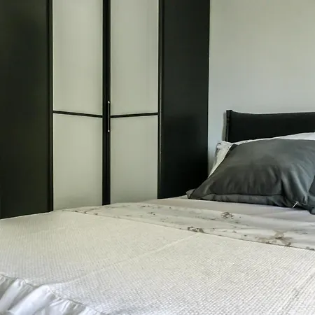 Blackpearl Apartment *