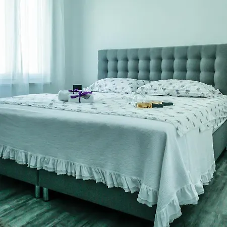 Blackpearl Apartment