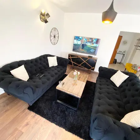 Blackpearl Apartment *